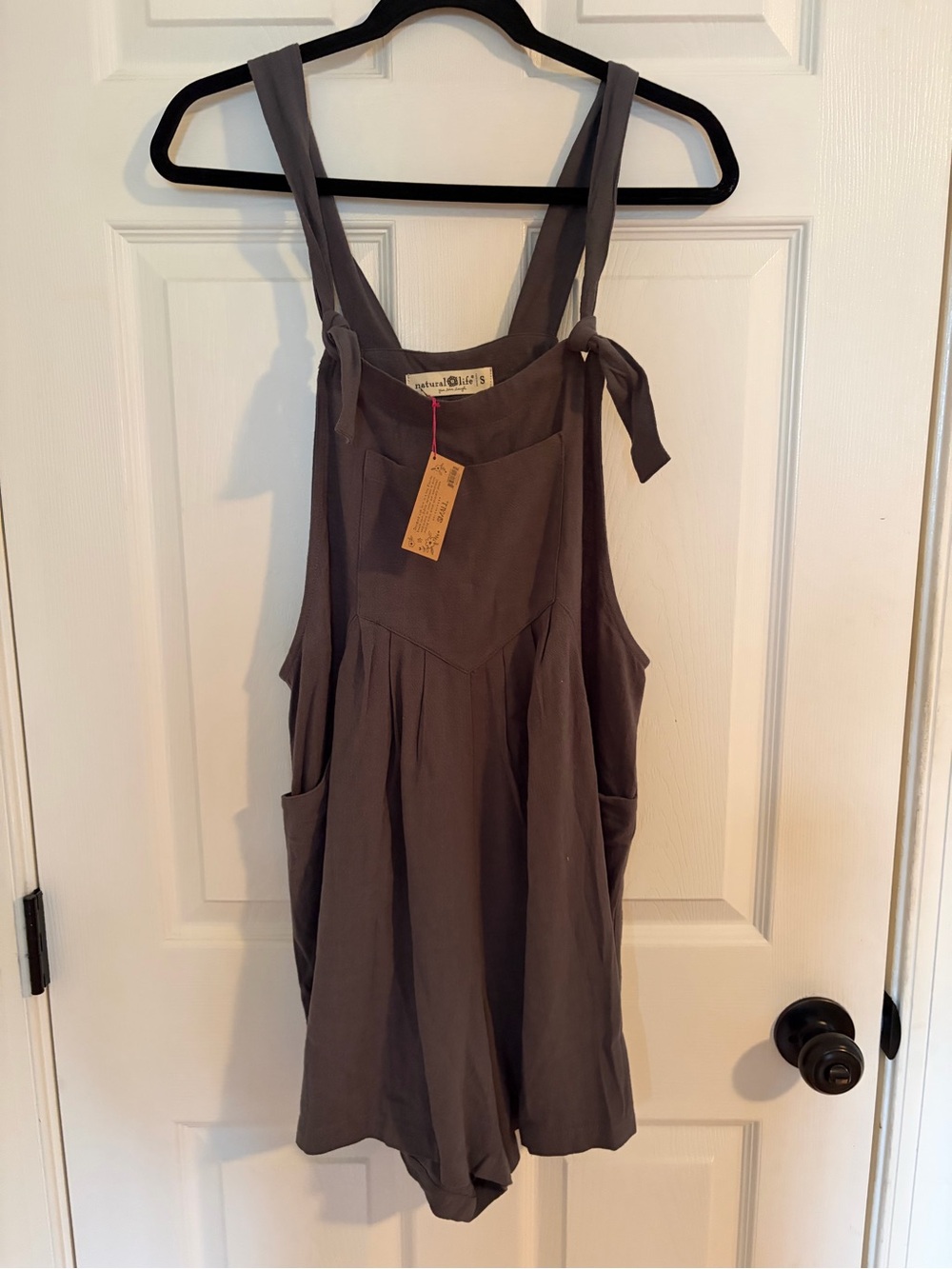 NWT Natural Life blue grey Sleeveless Tie-Strap shorts Romper small